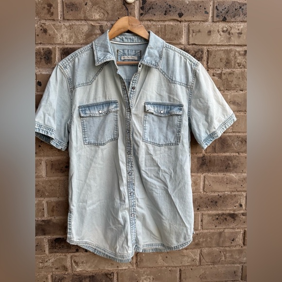 We the Free Short of It Denim Light Blue Vintage top Size S - Picture 1 of 10